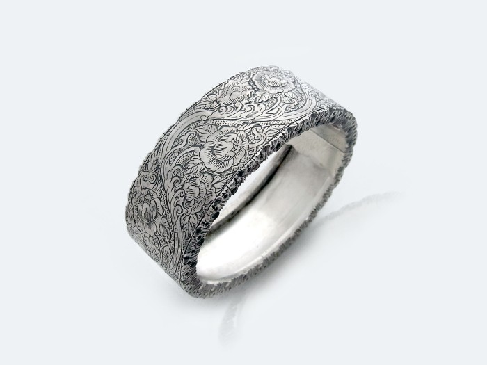 フィレンツェ彫りのブレスレット