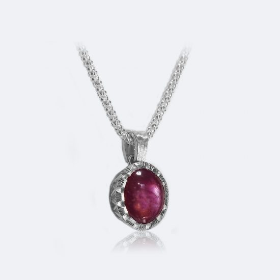 フィレンツェ彫りのスタールビーペンダント