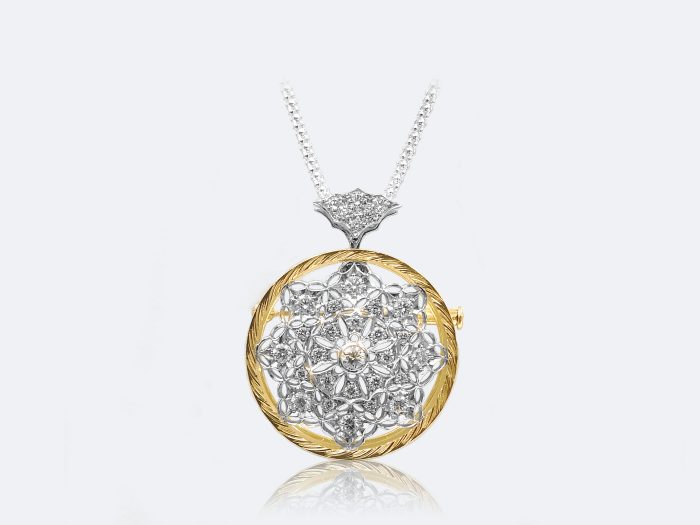 フィレンツェ透かし彫りのダイヤペンダント