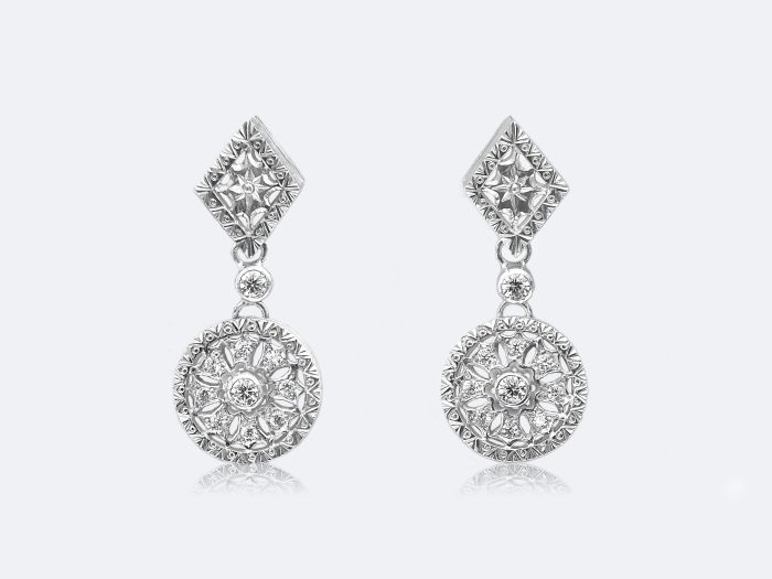 フィレンツェ透かし彫りのイヤリング