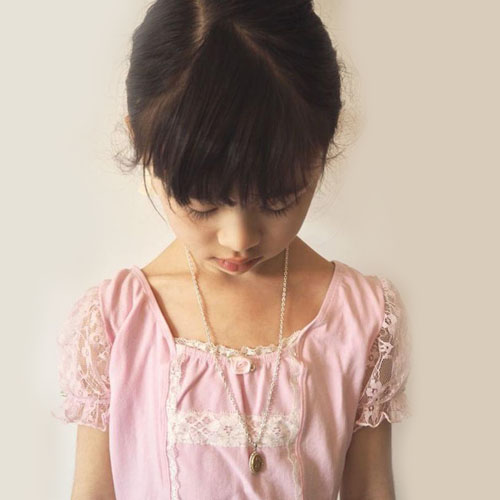 フィレンツェ彫りのイニシャルリング