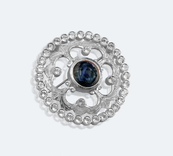 フィレンツェ彫りのガラスペンダント