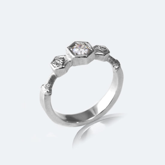 イタリア フィレンツェ彫り エンゲージリング