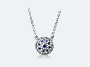 フィレンツェ透かし彫りのサファイアネックレス