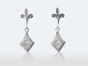 フィレンツェ彫りイヤリング