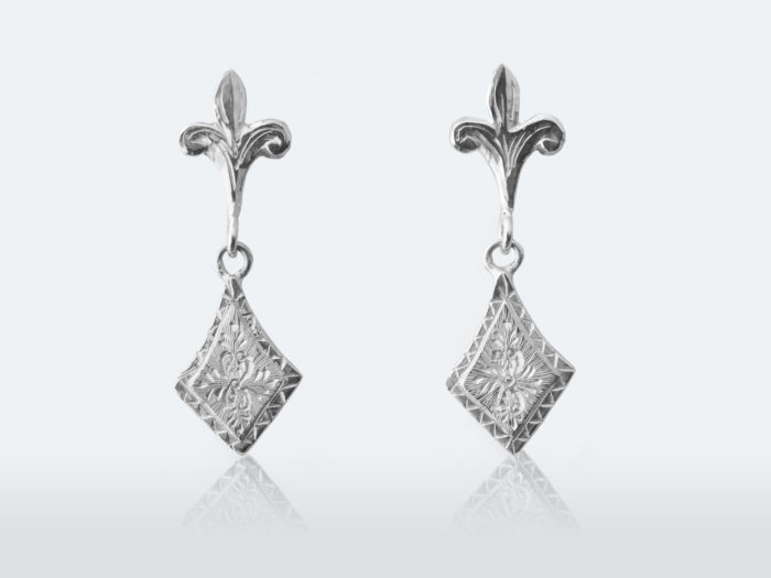 フィレンツェ彫りイヤリング