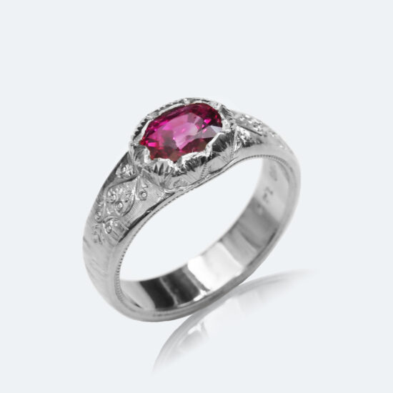 イタリア フィレンツェ彫り ルビーリング