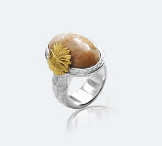 フィレンツェ彫りサンゴメノウリング