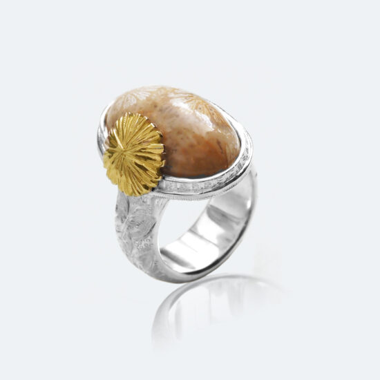 フィレンツェ彫りサンゴメノウリング