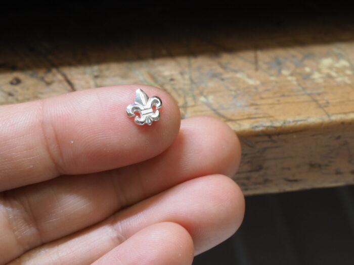 フィレンツェ彫りトルマリンメンズリング