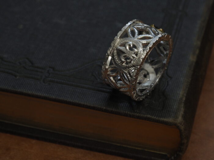 フィレンツェ彫りトルマリンメンズリング